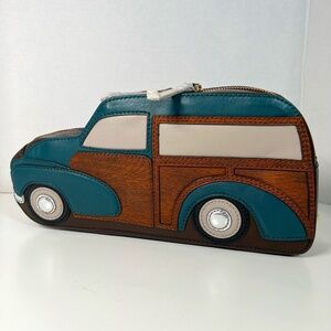 Kate Spade | Knock on Wood Car Clutch